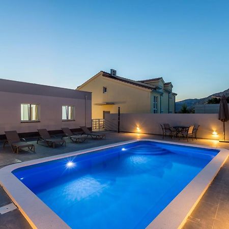 Апартаменти House With Private Pool Magdalena Подстрана Екстер'єр фото