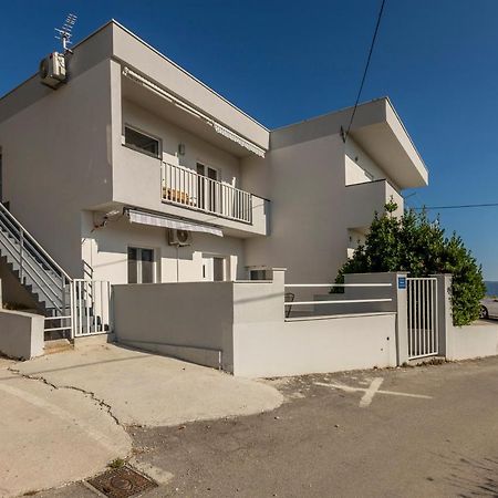 Апартаменти House With Private Pool Magdalena Подстрана Екстер'єр фото